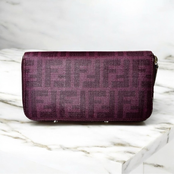 💜Purple Fendi Zucca Zip-around Wallet-interior wear - Picture 2 of 13